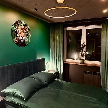 Jacuzzi Jungle *